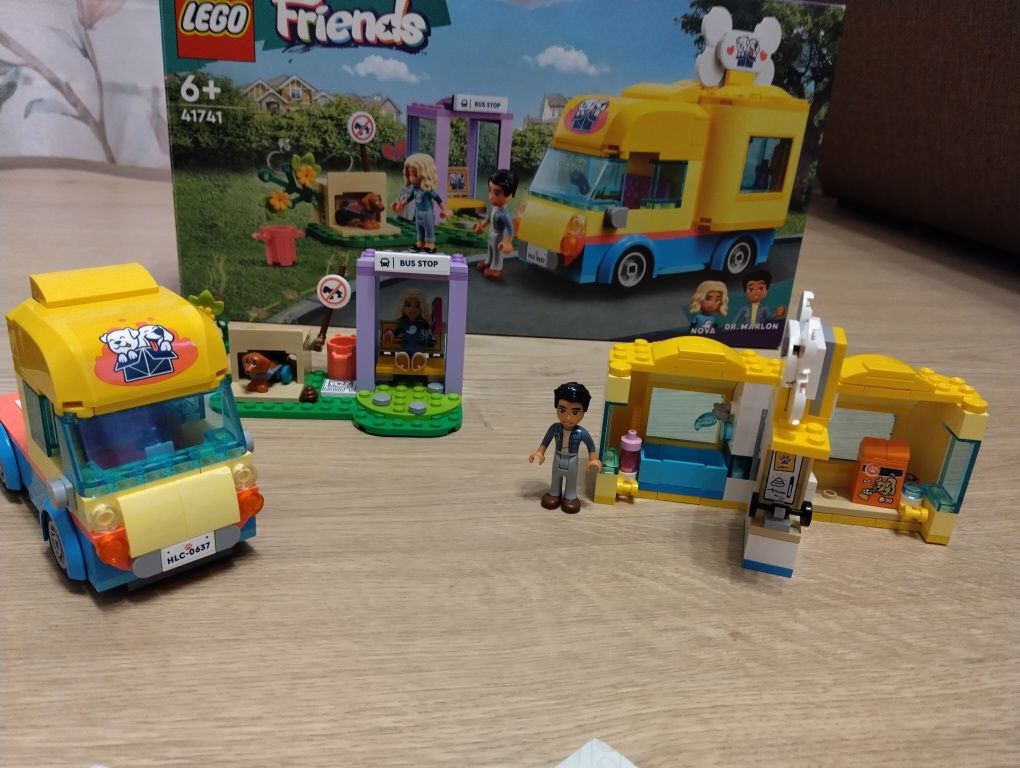 Lego friends 41741 Vet bus