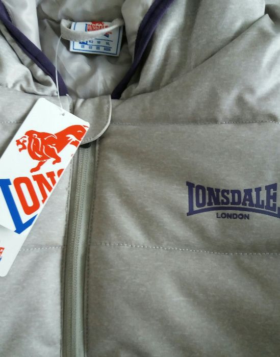 Lonsdale ново оригинално дамско зимно яке с качулка - размери S и М