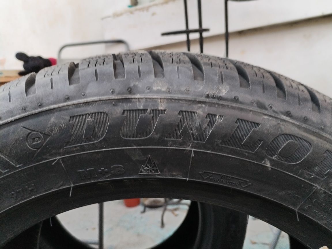 Dunlop SP Sport 4D 225/55R17 97H MOE ROF
