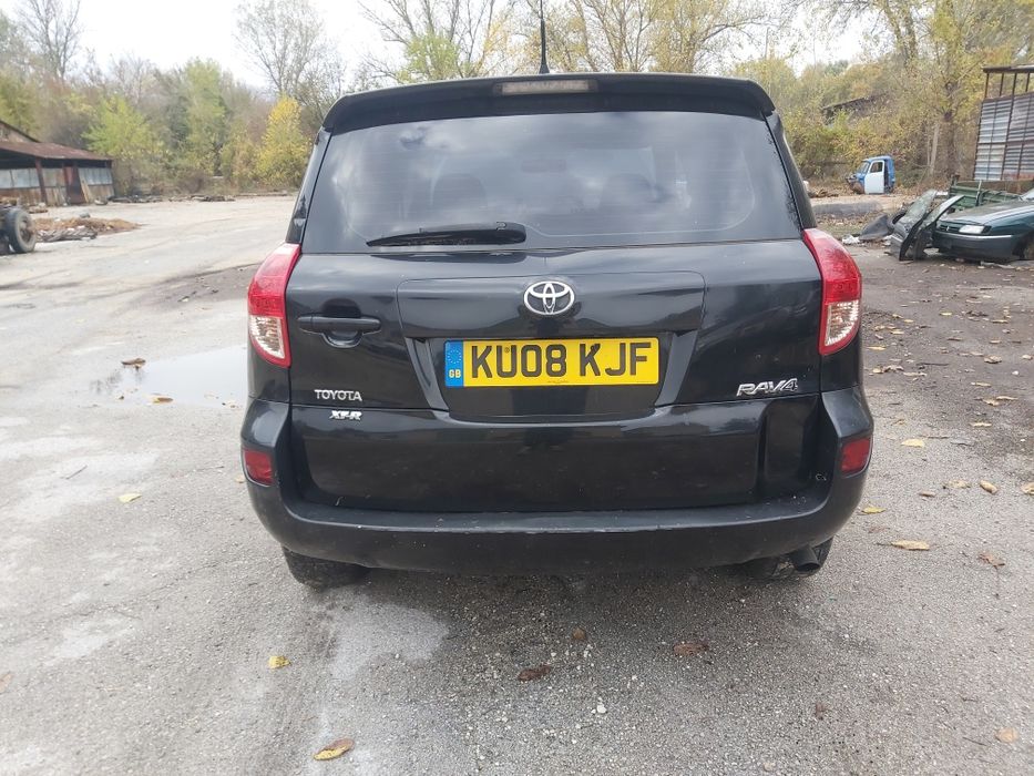 Тойота Рав 4 2.2 136 к.с 2009 г