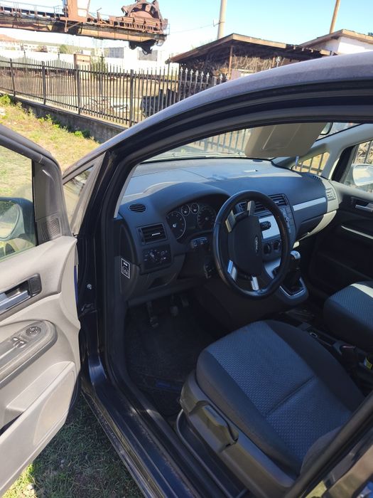 Vând Ford c max 1.6 benzina