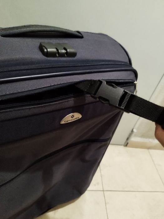 Samsonite куфар голям син