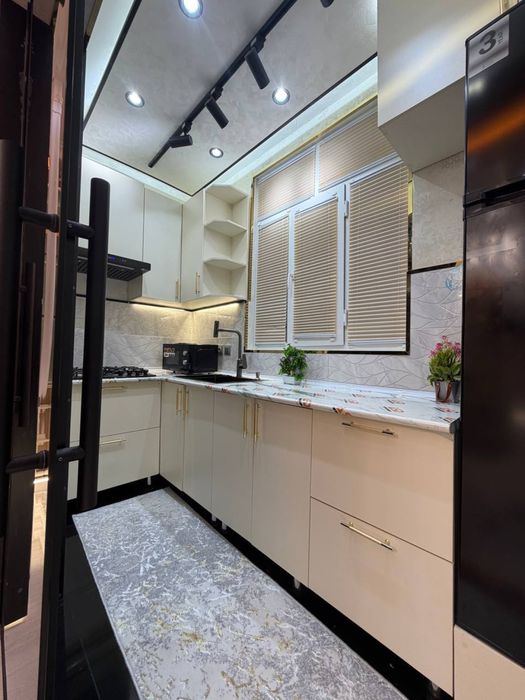 Чилонзор 18.квартал 2/3/4 евроквартира Нарсалри блан