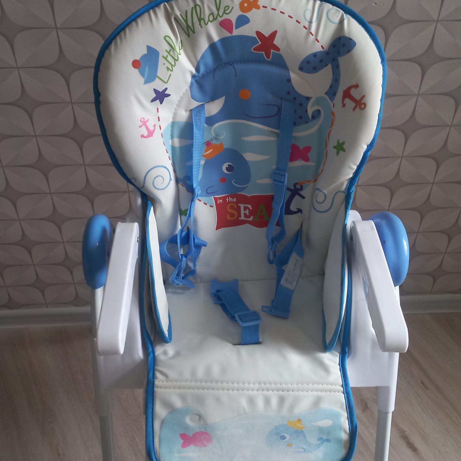 Детское кресло в новом состоянии