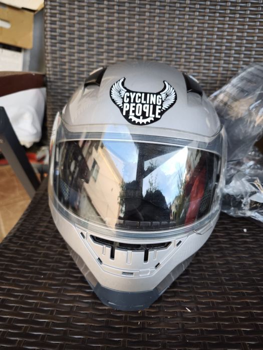 Vand casca moto scuter atv cu viziera barbie si lentile de soare retra