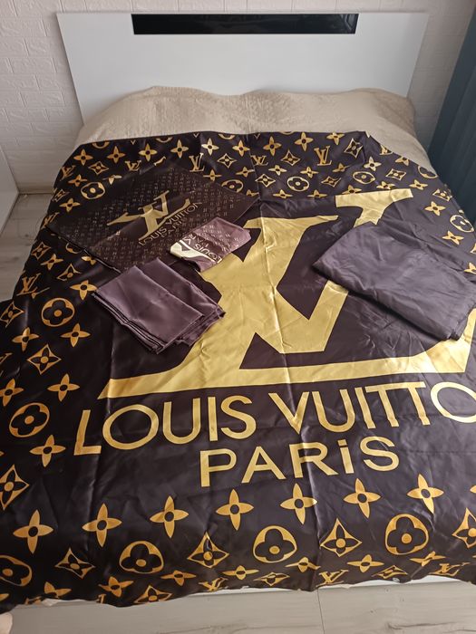 Сатенен спален комплект