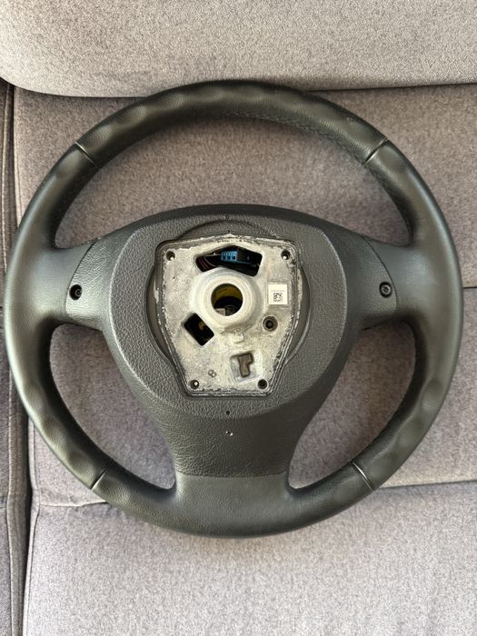 Volan BMW piele pentru F10,F11,F20,F30,F01,X3,F25