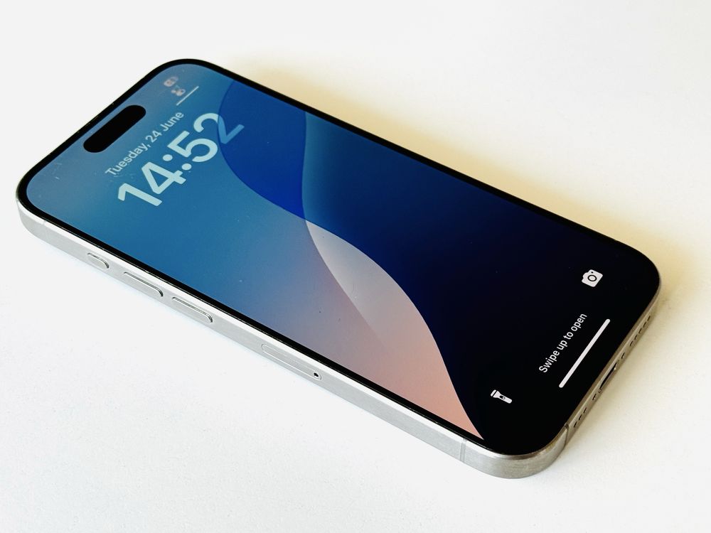 Iphone 15 Pro 256GB Natural Titanium 100% Батерия! Гаранция 6 месеца