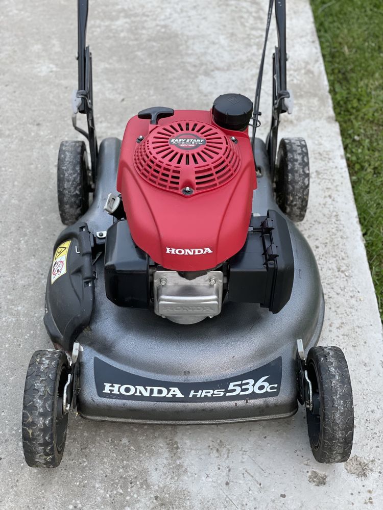 Mașina Gazon HONDA HRS 536 C5 Fără sac colector