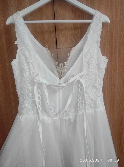 Rochie mireasa alba