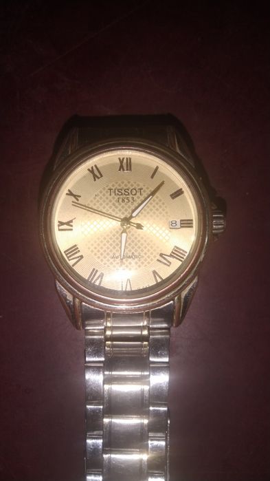 Часы Тиссот на ходу.