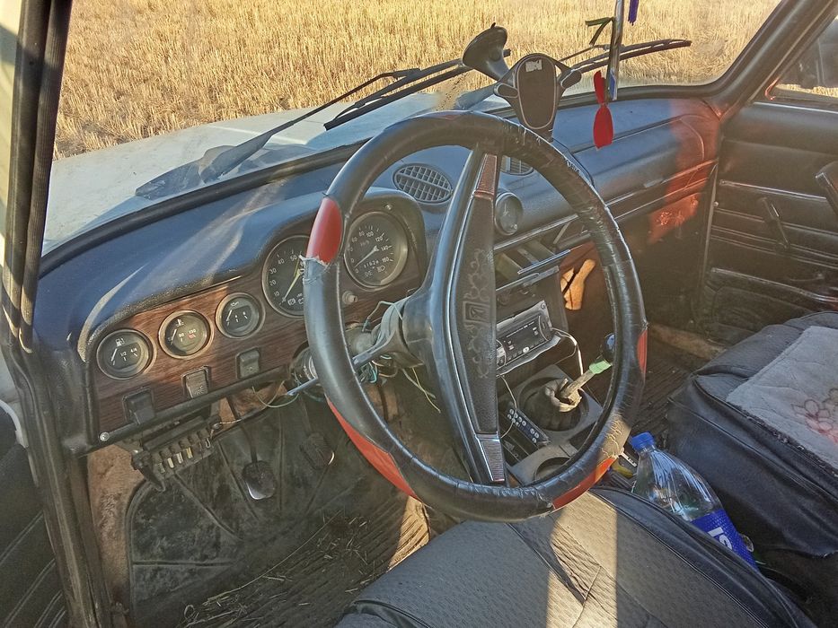 Продаю ваз-2106 год 19 89