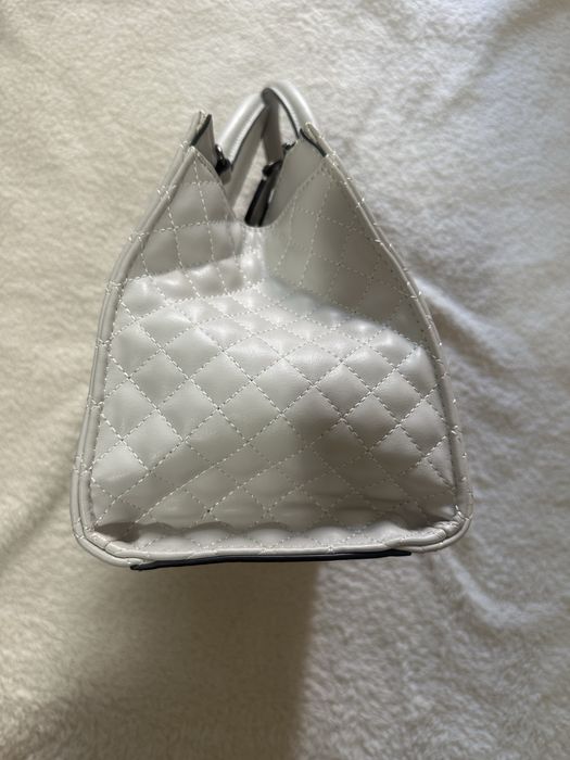 Geanta Guess (+ curea umar)