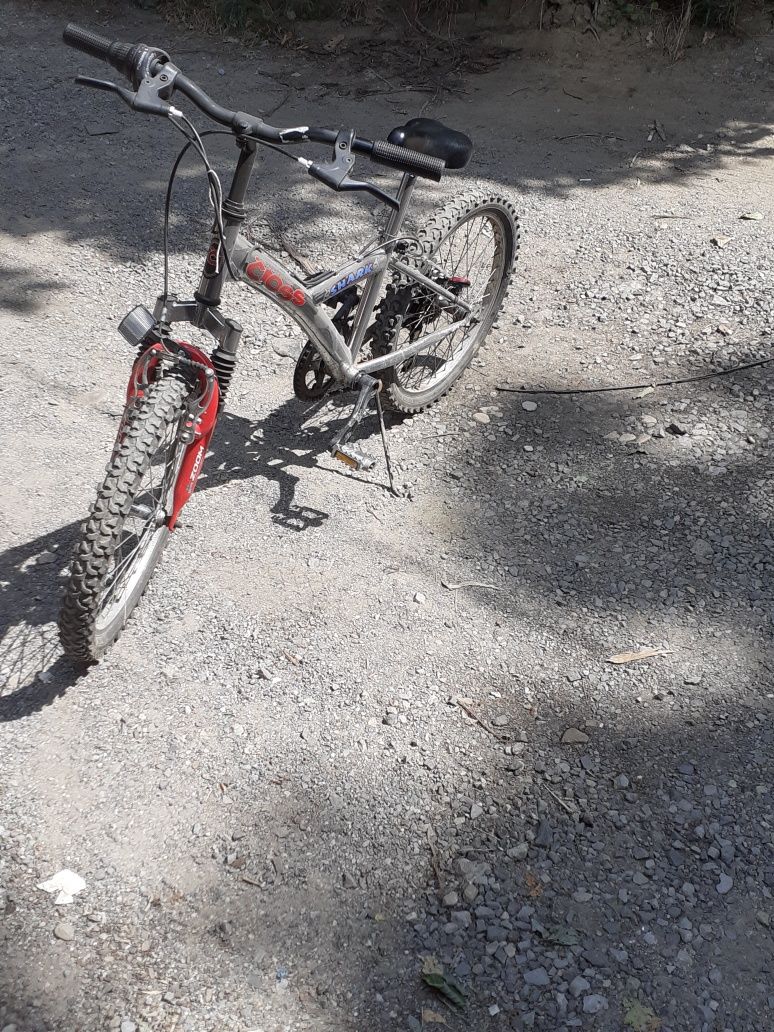 Продавам колело ползвано е но няма щети по него в запазен вид