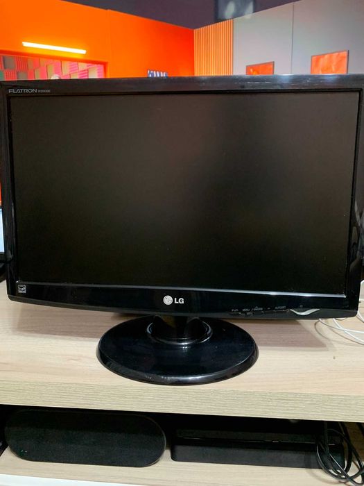 Monitor calculator LG