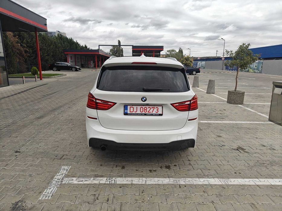 Bmw 218 Xdrive Automat Mpachet interior/exterior -impecabil