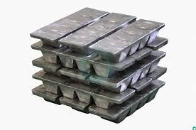 Свинец в чушках в