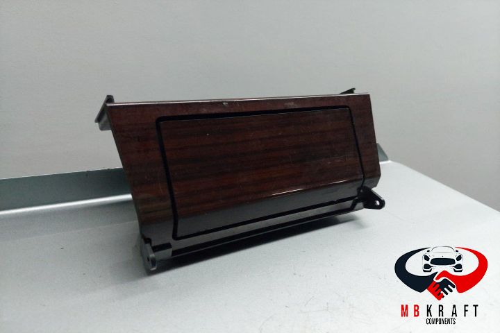 Scrumiera Mercedes-Benz C-Class W202/S202