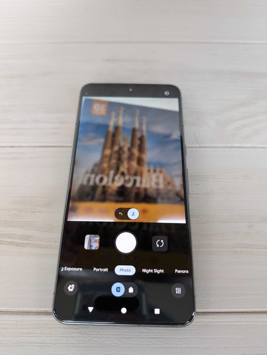 Google Pixel 8 Pro 128 GB Obsidian - camera selfie nu focuseaza