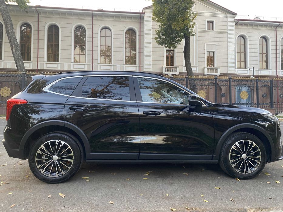 Автомобиль Haval Jolion