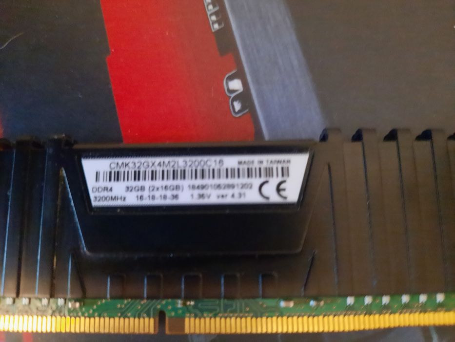 Рам памет Corsair Vengeance 32GB 3200mhz 2x16 ddr4