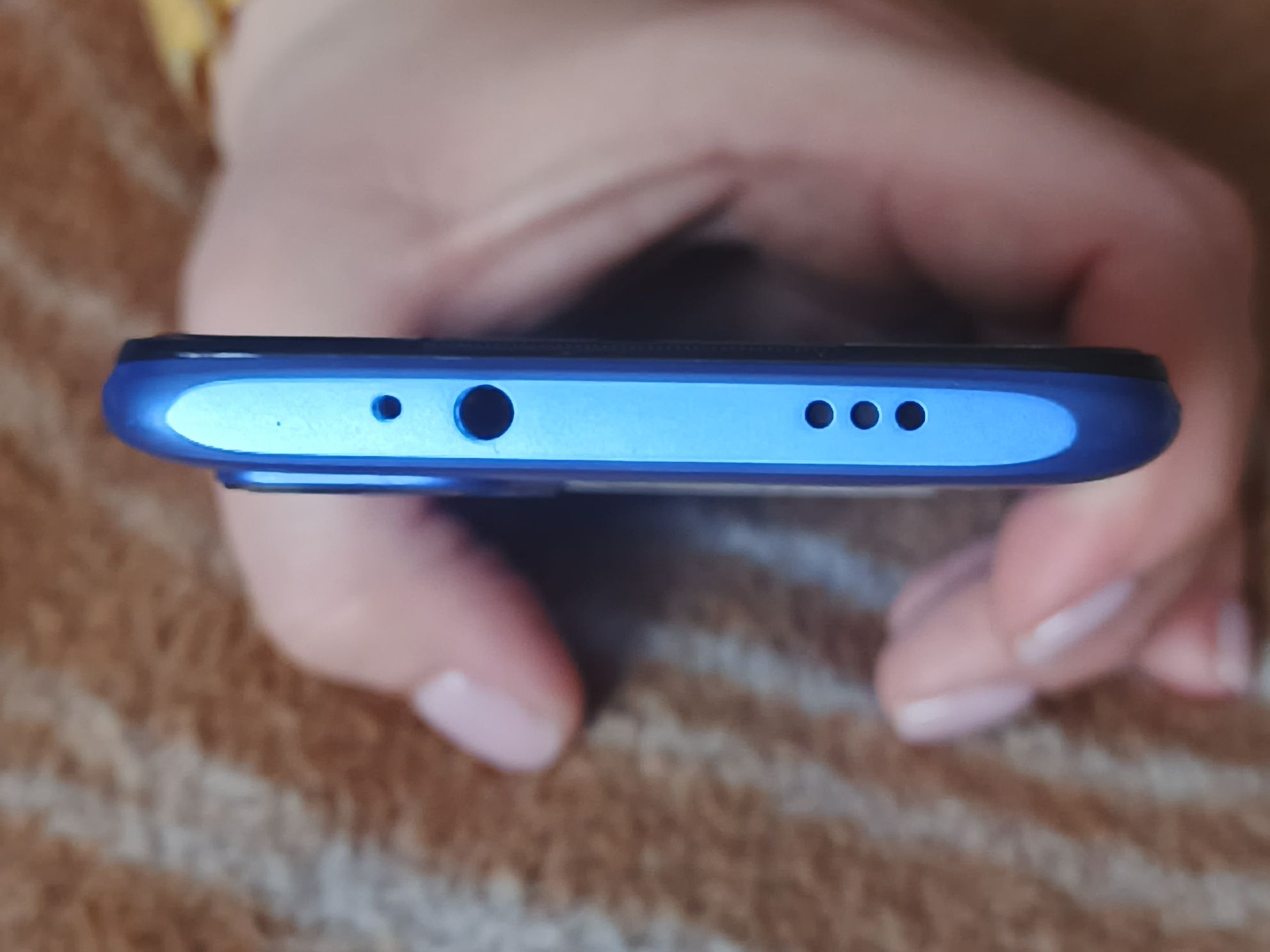 Продаю Redmi 9T 4/64 на запчасти