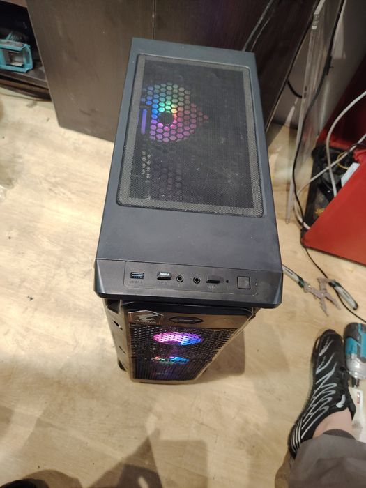 Pc gaming Ryzen 7 5700G, Nvidia RTX 4070