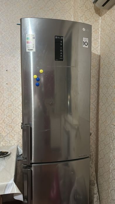 Продам холодильник