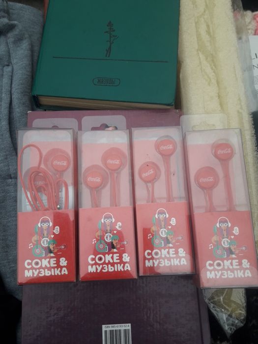 Наушники для телефона.Новые