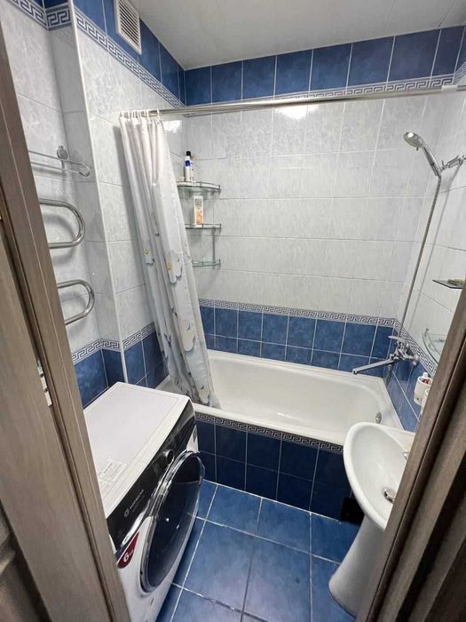 Юнусабад 3, 4/1/4 Продаётся квартира первая линия французская планиров