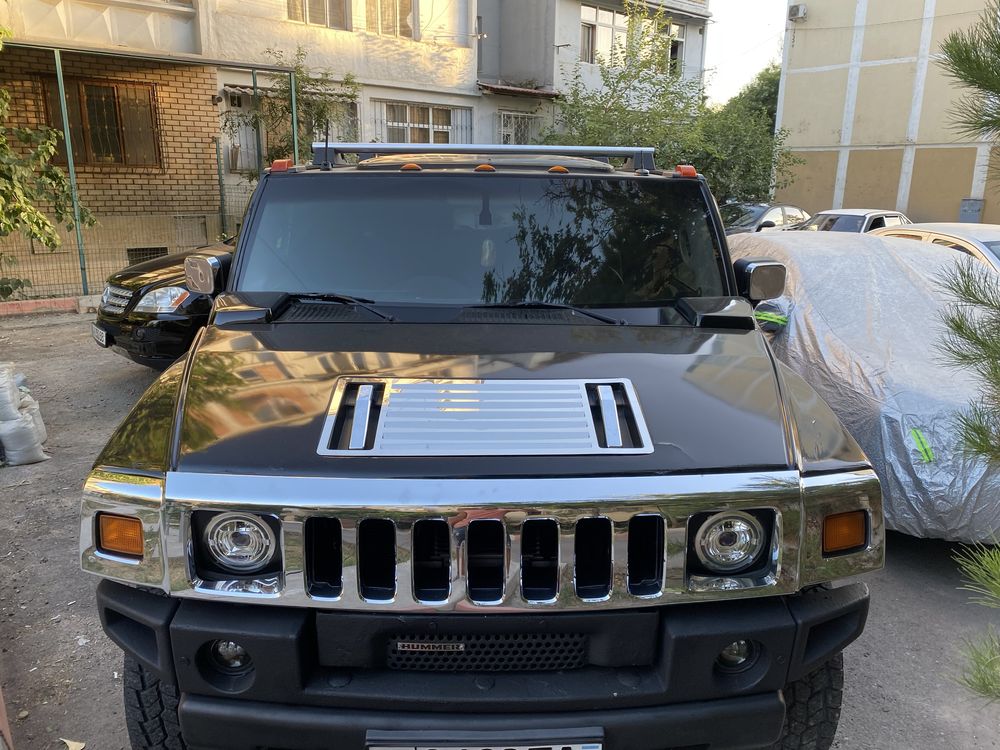 * продается передняя часть кузова HUMMER H2 капот решетка и т.д.