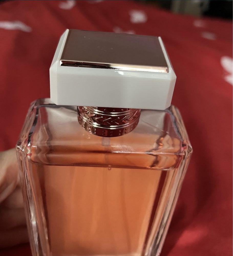 Parfum dama Ayesha, Super Pret!