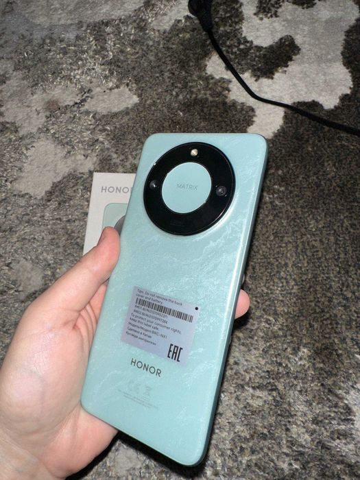 Honor X9C Smart 8/256 гб сотилади ҳолати янги