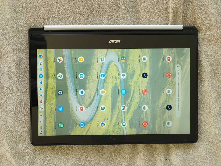 ChromeBook Acer , 13.3" FULL HD тъчскийн, 4 ядрен, 4GB рам, 32GB SSD.