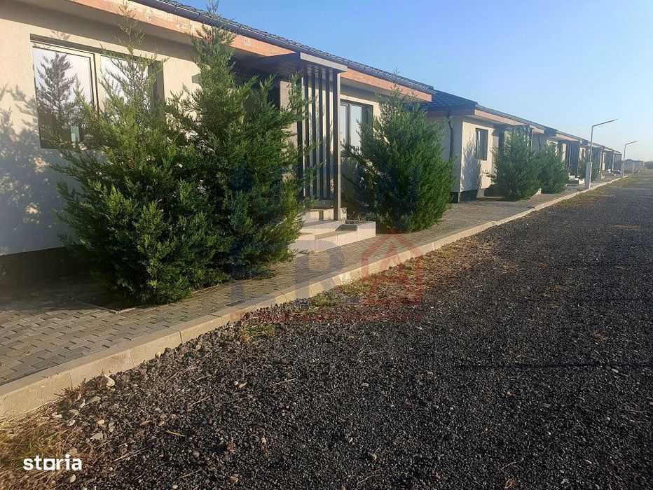 Vila individuala complet mobilata de inchiriat Crevedia - Samurcasi