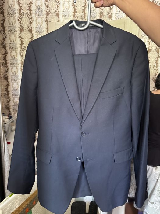 Продам костюм эмир классик 48, синего цвета