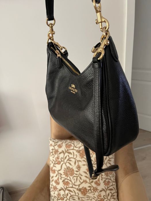 Продавам чанта Coach, естествена кожа