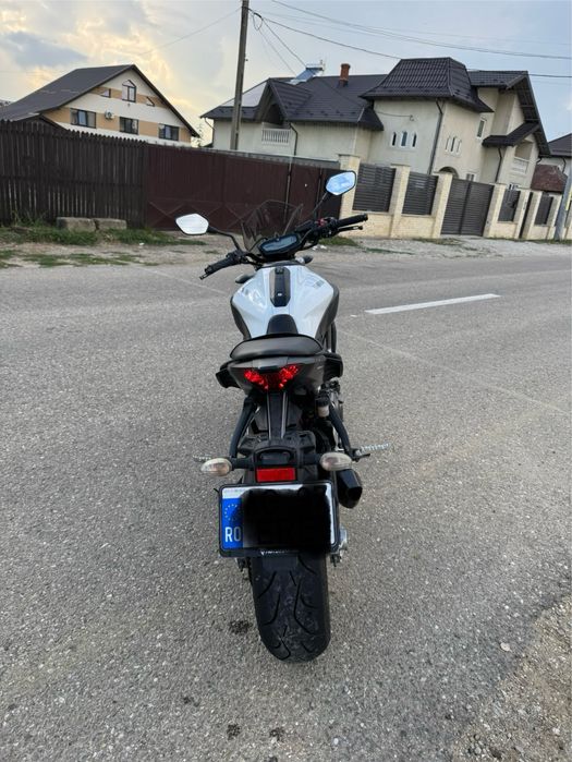 Vand yamaha MT07