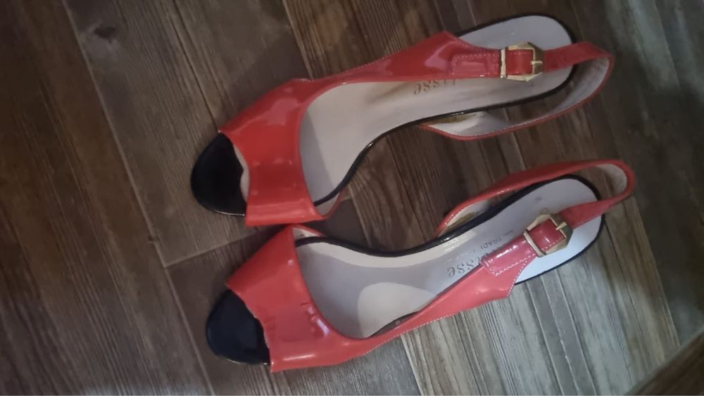 Красная босоношка 37 размера