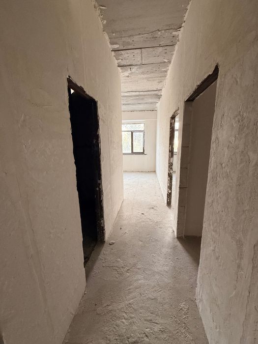 Сергели, Спутник 5 да уй сотилади