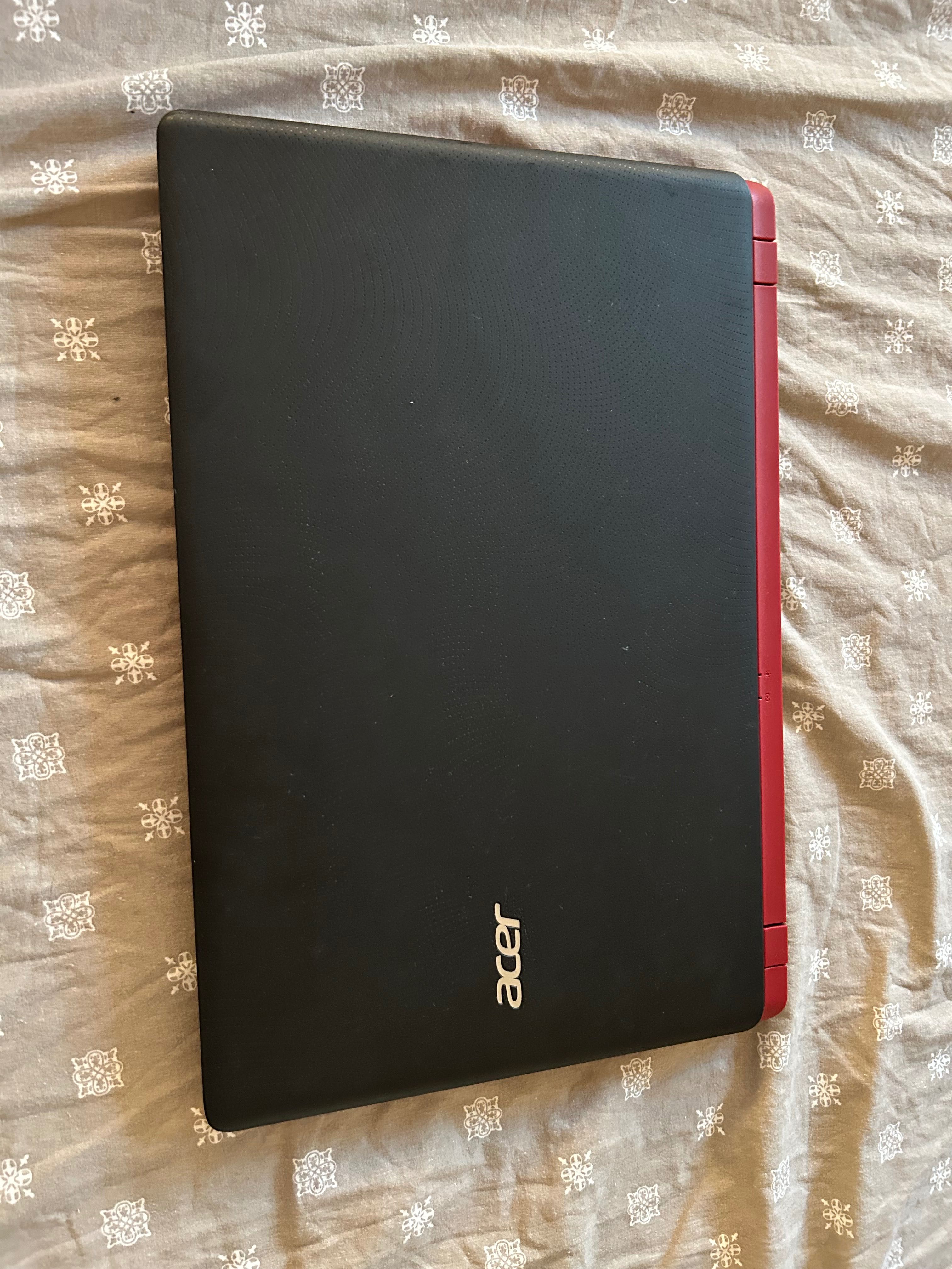 Лаптоп Acer Aspire ES1-533 series