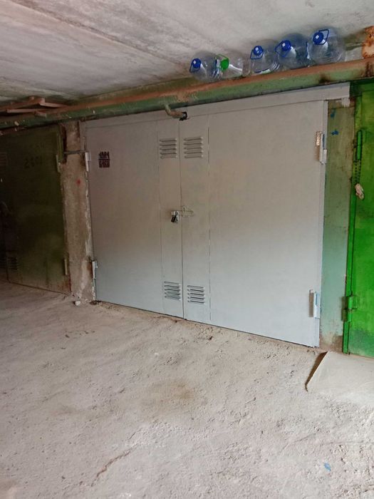 Продаётся удобный и сухой гараж в отличном месте