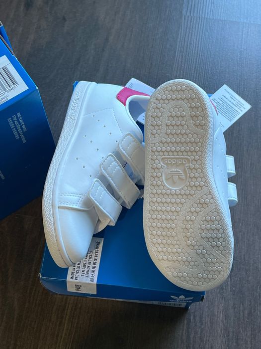 Детски обувки Adidas 26 и 27 номер