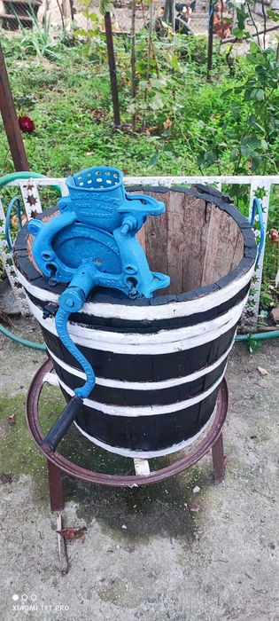 Стара немска трошачка за царевица