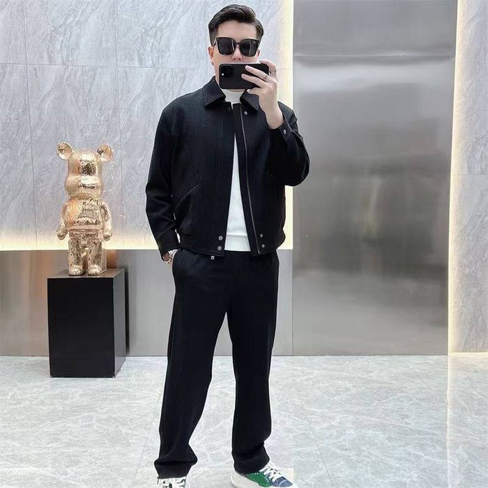 Erkaklar kiyimi – Dvoyka, yuqori sifatli va qulay model