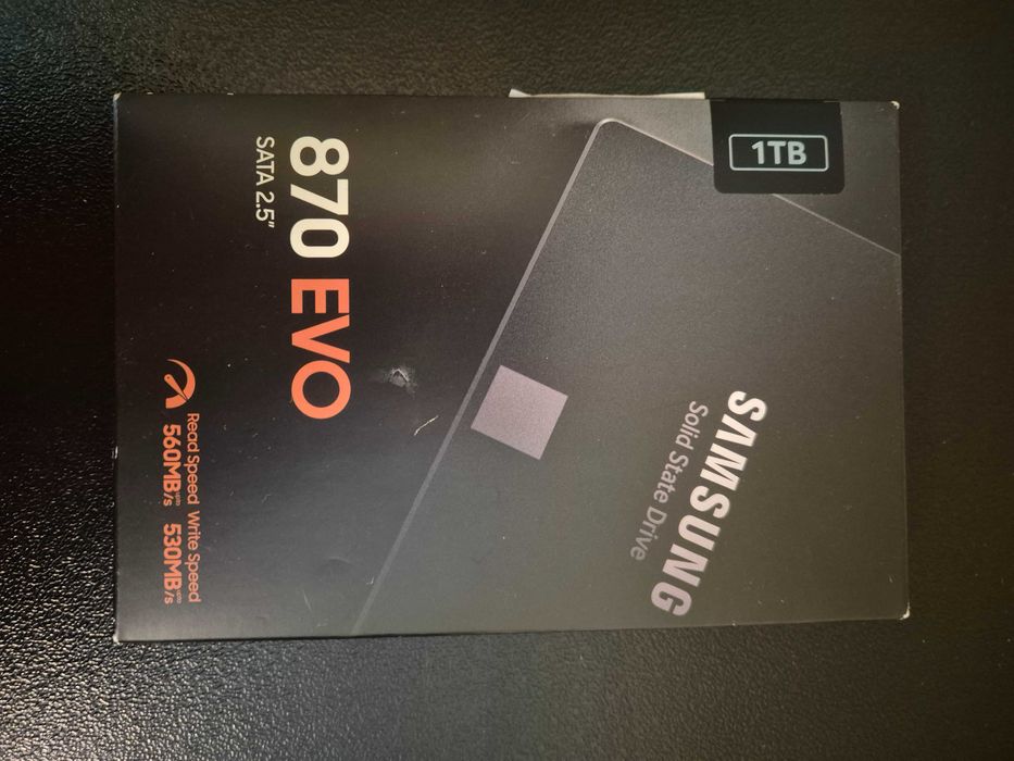 Твърд диск + кутии за външен диск