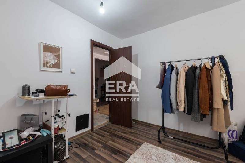 Продава се Тристаен апартамент в Варна, Лятно кино Тракия - 81 кв.м за 2210 €/кв.м - Снимка #8