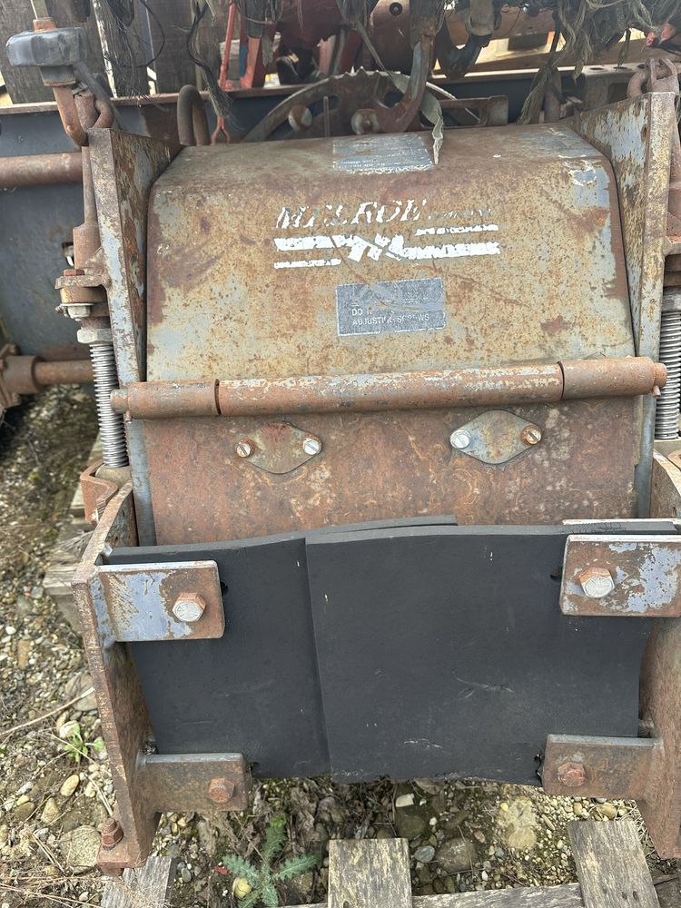 Vand freza bobcat, buldoexcavator.