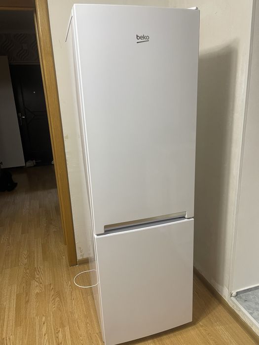 Продам холодильник -90 тысяч