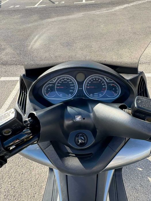 Honda Silver Wing 400